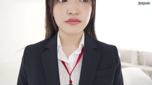 室内 · 脸部 · OL装 · 正面