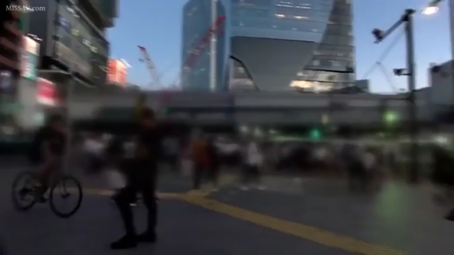 站立 · 遠景 · 常服 · 模糊 · 户外街道 · 户外露出 · 自行车 · 逛街