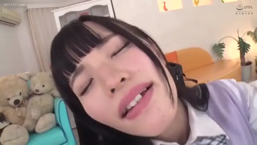 面部 · 寝室 · 迷離 · 楽しんで · 制服 · 仰向け姿勢 · POV · 玩偶