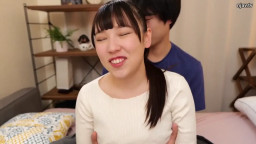 坐姿 · 面部 · 卧室 · 抚摸胸部 · 置物架 · 闭眼微笑 · 生活化 · 白色长袖上衣