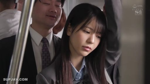 憂鬱 · 站立 · 顔のクローズアップ · 手すり · 猥褻 · 制服 · 痴汉 · 电车