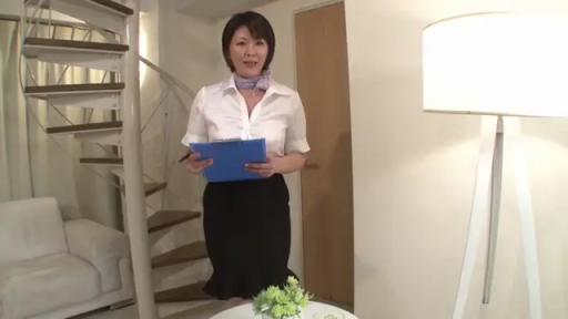 卧室 · 褥垫 · 躯干 · 闭眼 · 性爱 · 仰卧 · 半裸 · 暗光