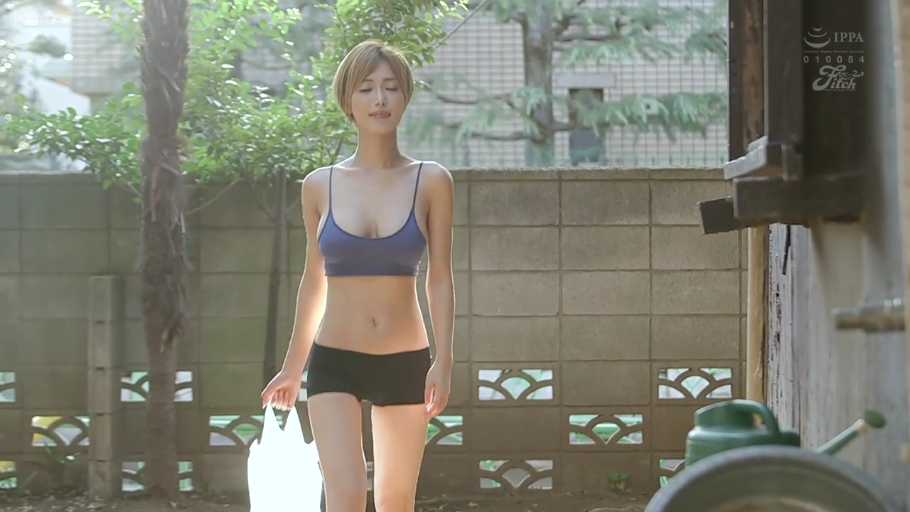 全身 · 運動背心 · 庭院