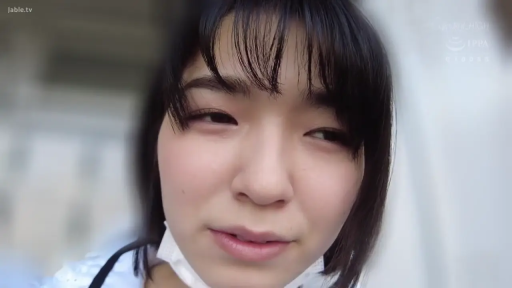 Close-up of the face · White top · Outdoor