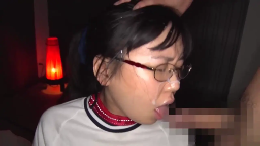 Indoor · 红灯 · Hazy · Mosaic · 面部特写 · 颜射 · Tilt head back · 红色领子