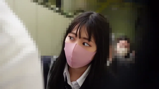 室内 · 脸部 · 站姿 · 学生制服 · 口罩 · 窥视 · JK · 警惕