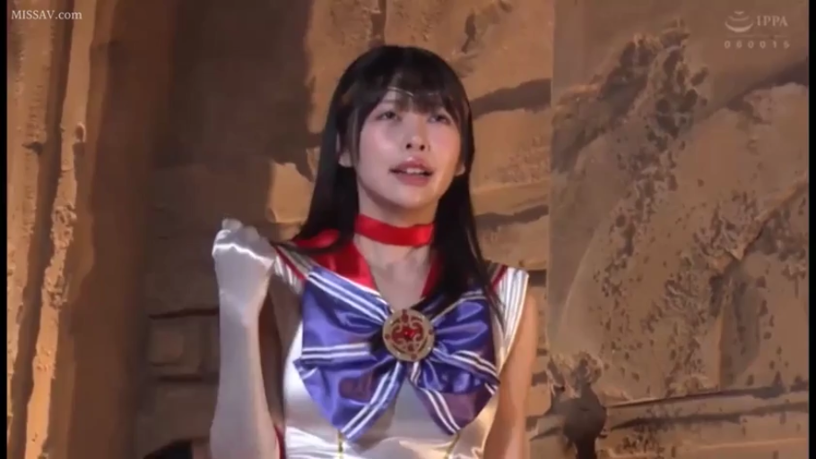 站姿 · 上半身 · 水手服 · 洞穴