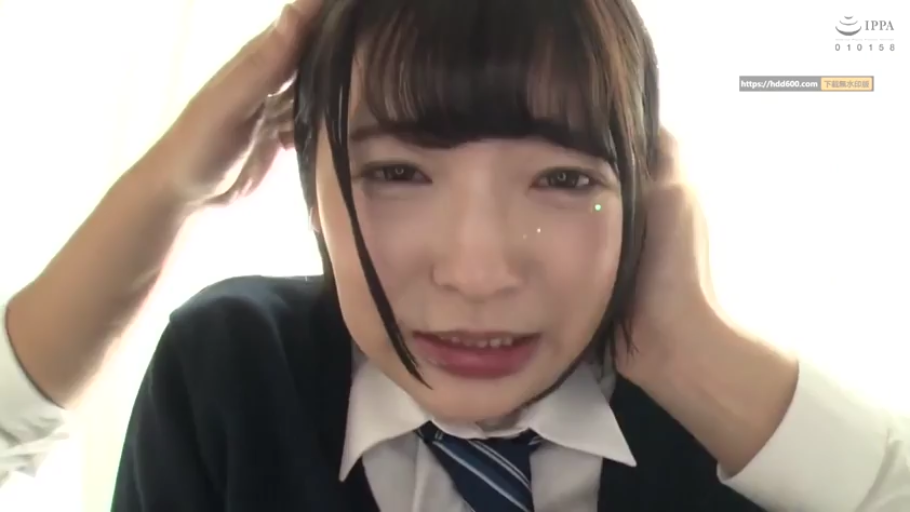 Indoor · Grievance · Close-up of the face · JK Uniform · Asian women · Arrange hair · 双手过头