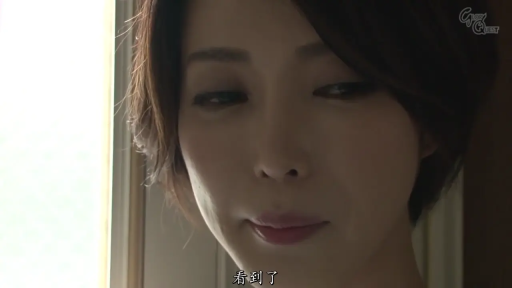 室内 · 严肃 · 站姿 · 半身 · 窥视 · 浴衣 · 老年