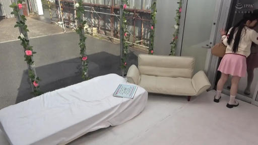 室内 · 性交 · 胸罩 · 多人 · 私处 · 高潮 · 抬腿