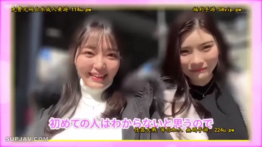迷离 · 仰卧 · 围巾 · 诊室 · 脸部及上半身 · 躺着 · 医疗床 · 诊所题材