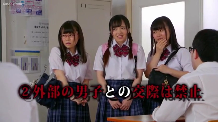 短袖白衬衫
