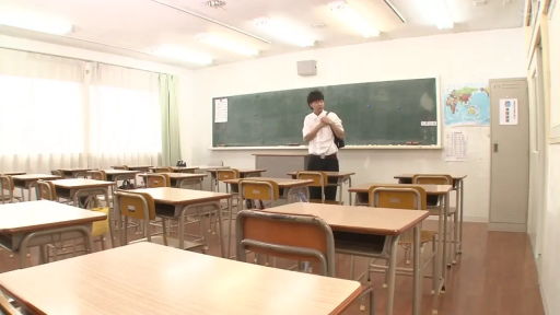 单人 · School uniform · Classroom · Stand · 全景 · 自然 · 黑板 · 背书包