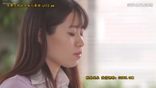 室内 · 忧郁 · 紫色开衫 · 面部特写 · 侧颜 · 微低头 · 闭眼沉思