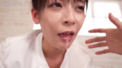 室内 · 女性 · 迷离 · 白衬衫 · 面部特写 · 仰头 · 流涎