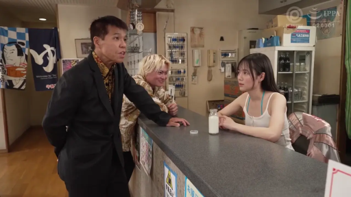 交谈 · 严肃 · 站立 · 西装 · 剧情向 · 牛奶瓶 · 浴室前台