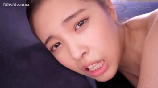 室内 · 脸部特写 · 裸体 · 成人内容 · 阿嘿颜 · 躺卧