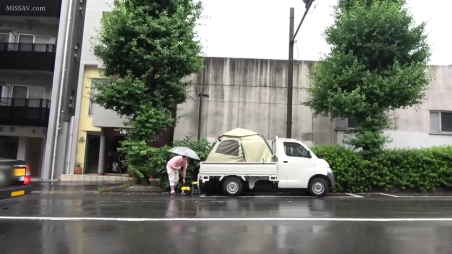 室内 · 投入 · 面部 · 口交 · 跪姿 · 特写 · 肉棒(马赛克) · 黑色蕾丝