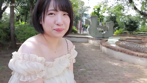 站立 · 短裙 · 对话 · 剧情 · 玄关 · 蔬菜 · 疑惑 · 菜篮