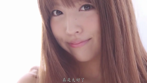 白色背景 · 眼睛 · 迷离 · 凝视 · 有字幕 · 正面