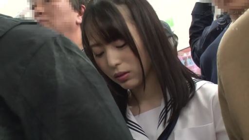 School uniform · Stand · 特写 · 多人 · 阴沉 · 电车 · 挤地铁