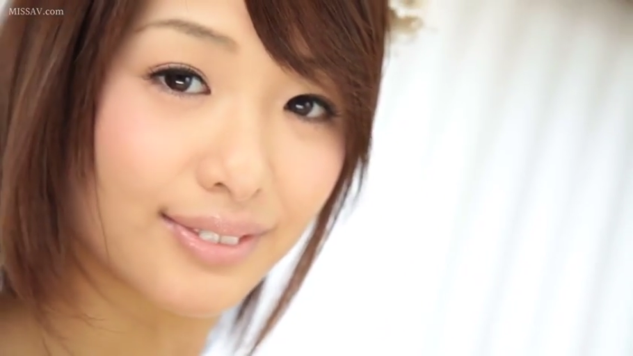 专注 · 口交 · 提包 · 生殖器 · 黑色内裤 · 跪立 · 多人马赛克 · 室内包间