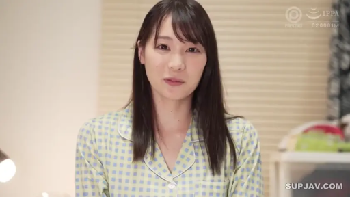站姿 · 抚摸 · 局部特写 · 玄关 · 白色内裤 · 房门 · 背身
