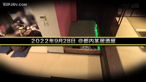 站立 · 中景 · 对峙 · 影棚 · 蒙面 · 盔甲 · 特摄题材 · 英雄皮套