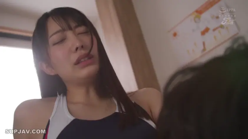 室内 · 坐姿 · 性交 · 中景 · 长发 · 高潮表情 · 校园泳装