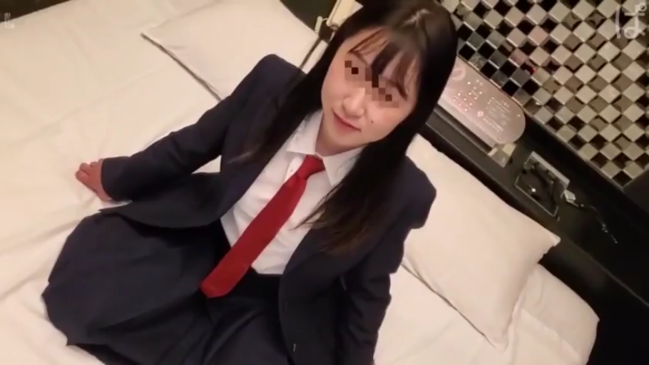 俯身 · 第一视角 · 沙发 · 客厅 · 诱惑 · 是 · 吐舌 · 情趣泳装