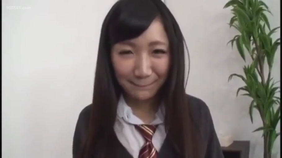 性交 · 投入 · 全裸 · 客厅 · 剧情 · 女上位 · 近景 · 按摩椅