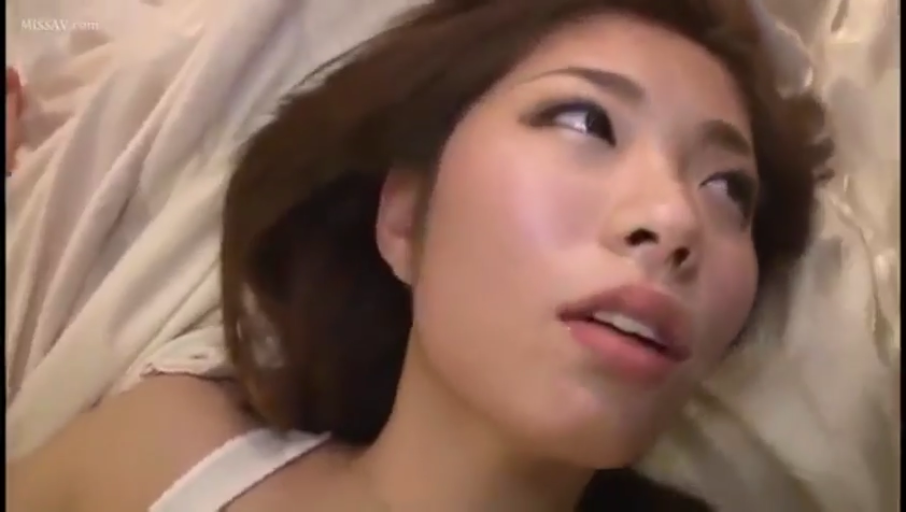 性交 · 全裸 · 马赛克 · 弯腰 · 酒店 · 纸巾盒 · 模糊 · 镜面反射