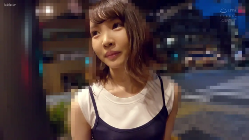 Melancholy · Stand · Half-body close-up · Night view · 低头沉思 · Outdoor street · 吊带叠穿上衣