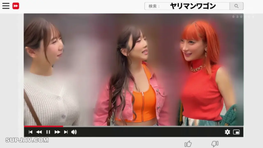 站立 · 中景 · 自然 · 户外街头 · 视频界面 · 时尚休闲服 · 街头交谈 · 随身包袋