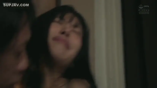 性交 · 全裸 · 迷离 · 仰卧 · 面部特写 · 房间 · 动态模糊