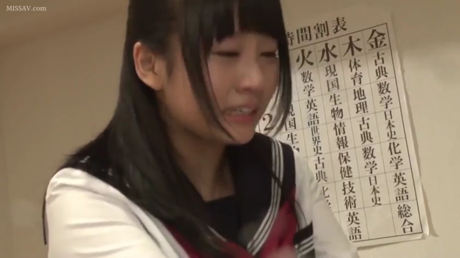 室内 · 脸部特写 · 水手服