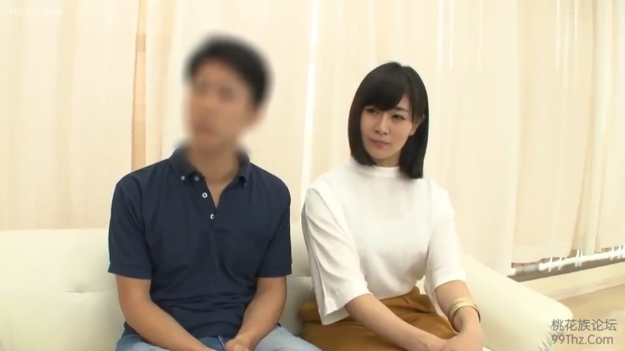 室内 · 全身 · 专注 · 口交 · 马赛克 · 弯腰 · 剧情 · 白色T恤
