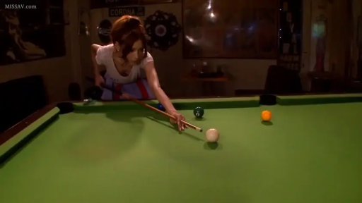 White T-shirt · Life Scene · 台球杆 · 打台球 · 认真专注 · 俯身弯腰 · 台球室