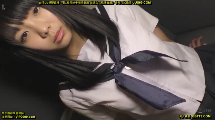 室内 · 仰卧 · 面部特写 · 水手服 · 注视镜头 · 冷艳 · 黑长直