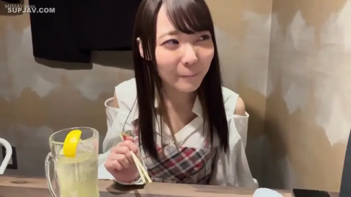 胸部 · 仰卧开腿 · 马赛克 · 性交行为 · 榻榻米房间 · 陶醉表情 · 条纹衫与胸罩 · 绿色靠垫