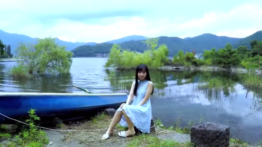 湖畔 · 蓝色无袖连衣裙