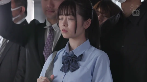 School uniform · Close-up of the face · Standing Posture · Forbearance · 痴汉 · Close your eyes · 电车 · 书包