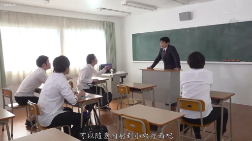 站姿 · 严肃 · 教室 · 全景 · 西装 · 黑板 · 授课 · 校园