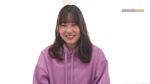 校服 · 脸部 · 马赛克 · 闭眼 · 公交车 · 靠坐 · 睡觉