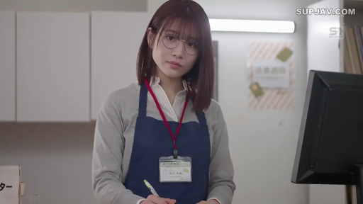 全裸 · 中景 · 微笑 · 露点 · 面对面站立 · 洗澡 · 肥皂沫 · 户外木屋