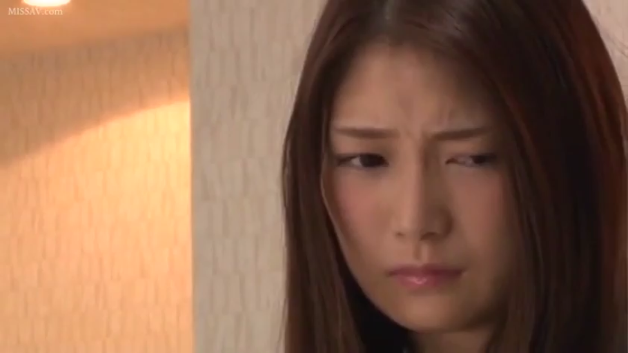 室内 · 脸部特写 · 常服