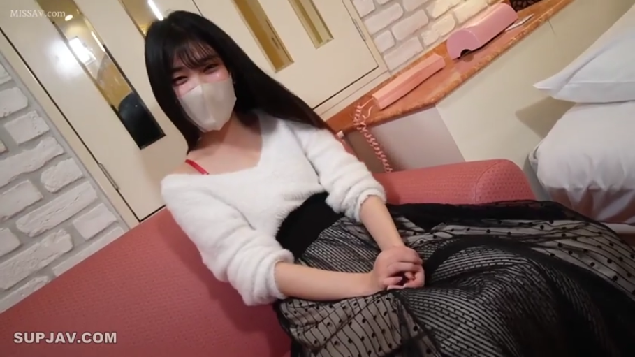 性交 · 否 · 跨坐 · 双人 · 兴奋 · 挂衣架 · 榻榻米房 · 红色运动外套