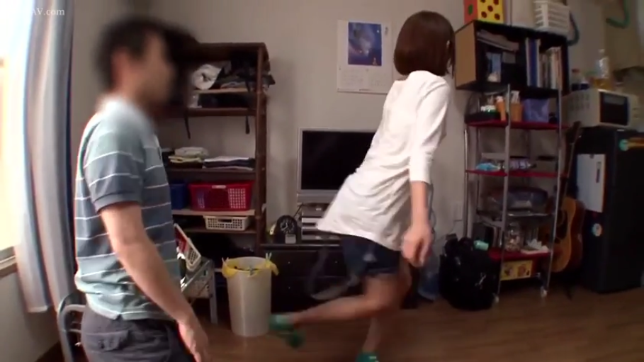 站立 · 全景 · 客厅 · 休闲装