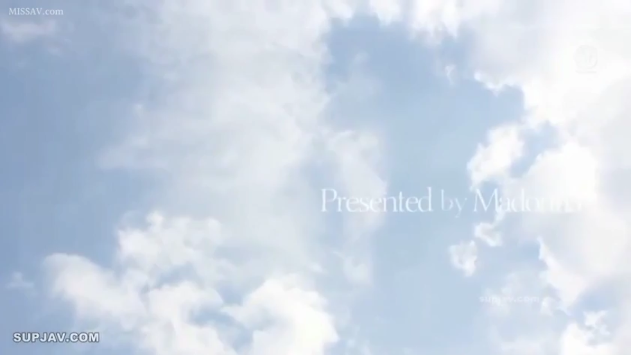 字幕 · 全景 · 户外 · 云