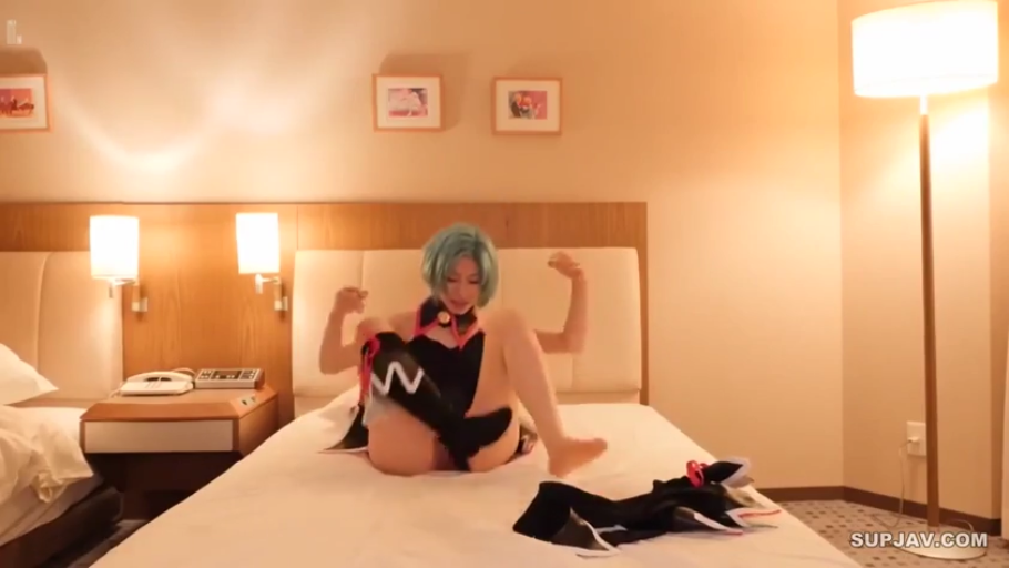 全身 · 性交 · 全裸 · 卧室 · 愉悦 · 手机 · 女上位 · 有字幕